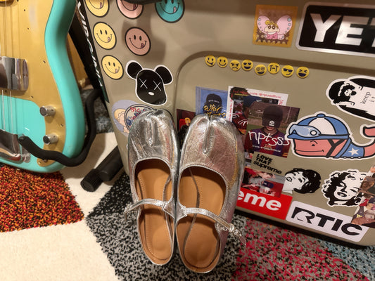 The Belle Buckle Flats