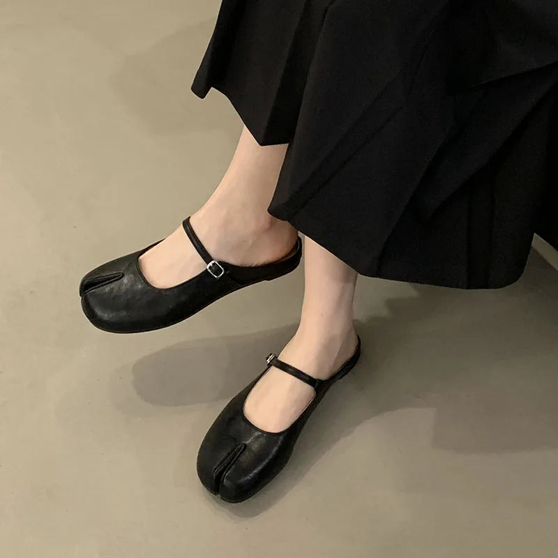 The Belle Buckle Flats